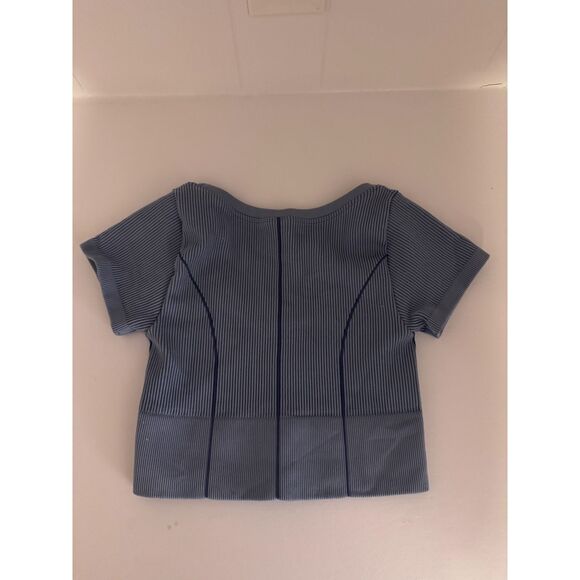 Offline by Aerie Seamless Scoopneck Ribbed Blue Crop Top Size XS EUC - Picture 2 of 3